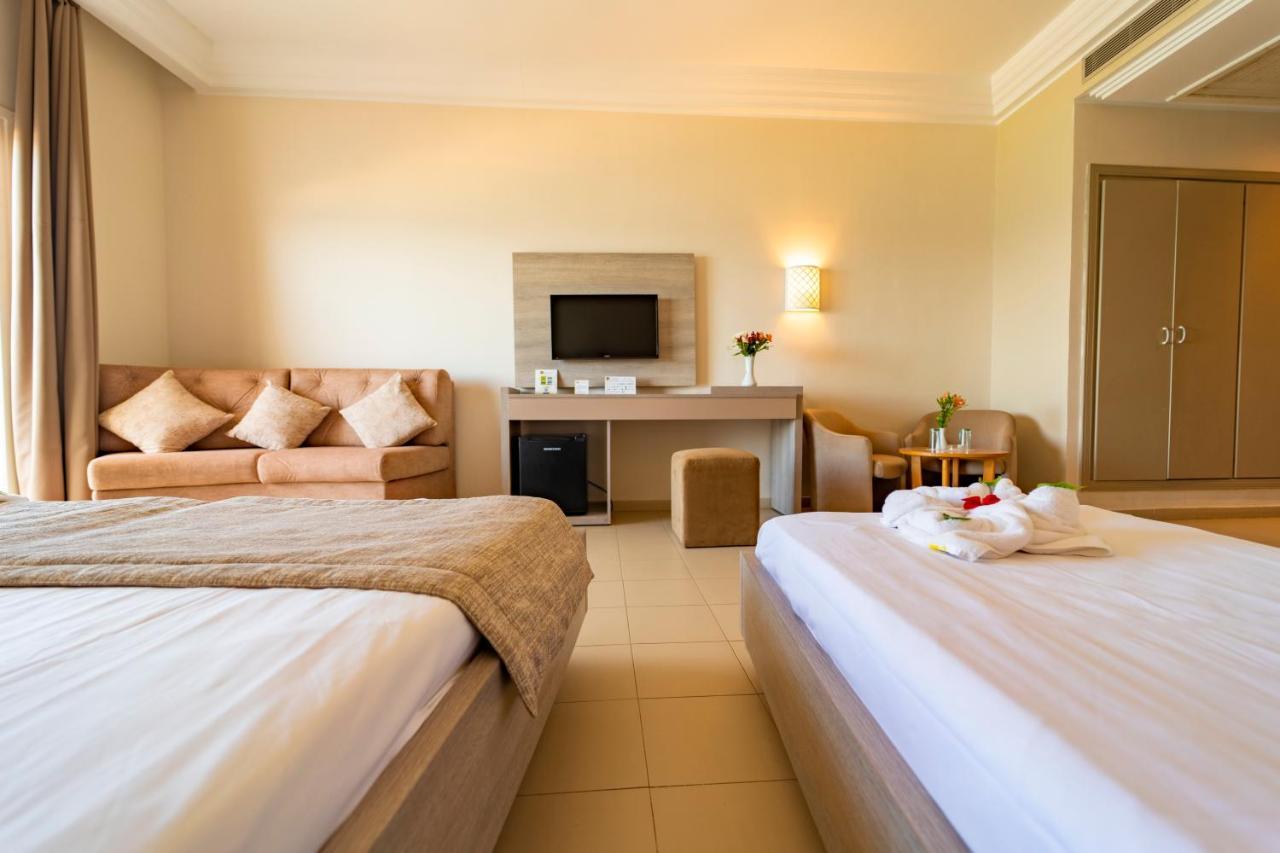 Hotel Riadh Palms- & 4*
